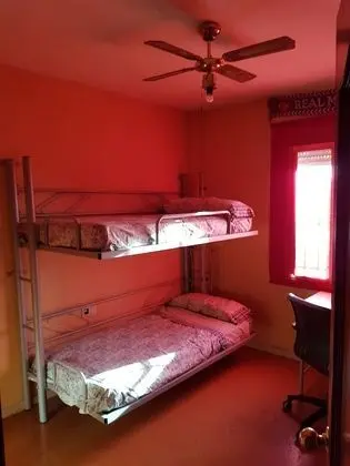 Üç Kişilik Oda, Ortak Banyo