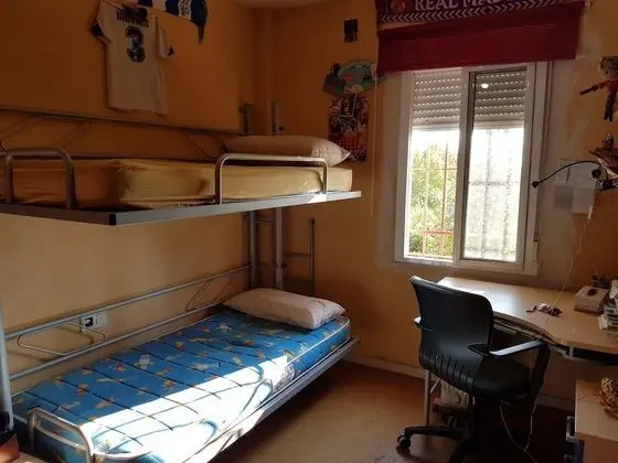 Üç Kişilik Oda, Ortak Banyo