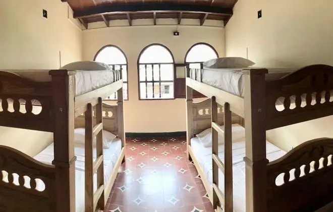 Economy Dört Kişilik Oda