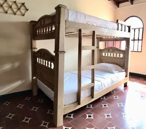 Economy Dört Kişilik Oda