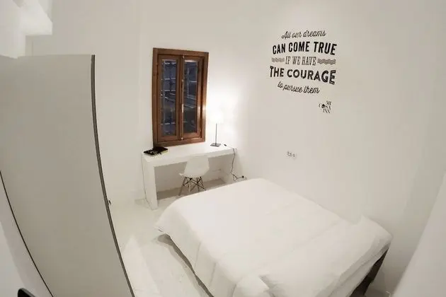 Tek Büyük Yataklı Oda