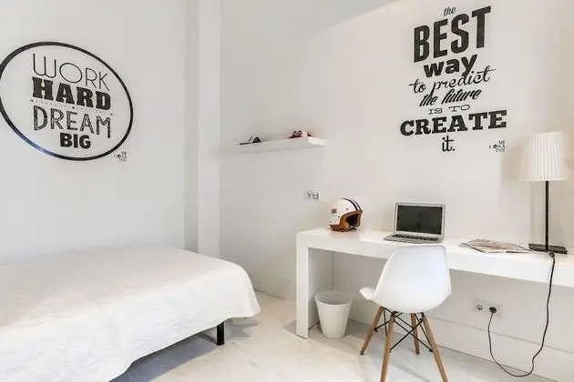 Tek Büyük Yataklı Oda