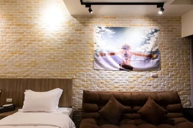 Dört Kişilik Oda, Sigara İçilmez, Balkon (202)