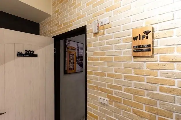 Dört Kişilik Oda, Sigara İçilmez, Balkon (202)