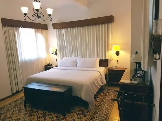 Junior Süit, 1 En Büyük (King) Boy Yatak