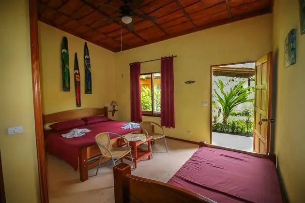 Deluxe Üç Kişilik Oda, 1 Yatak Odası, Bahçeli