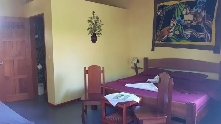 Deluxe Üç Kişilik Oda, 1 Yatak Odası, Bahçeli