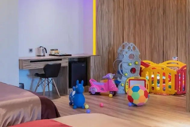 Grand Dört Kişilik Oda