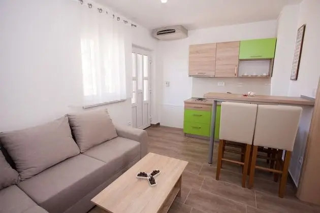 Standard Apart Daire, Balkon, Deniz Manzaralı