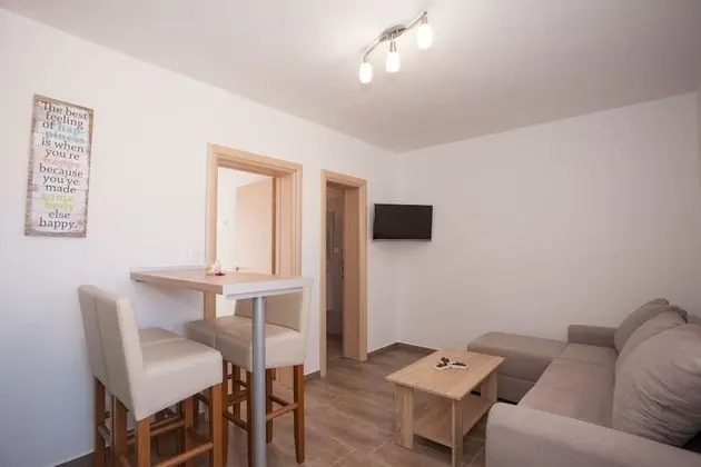 Standard Apart Daire, Balkon, Deniz Manzaralı