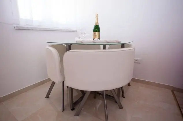 Standard Apart Daire, Balkon, Deniz Manzaralı (Spring)