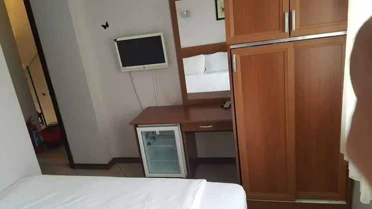 Standard Tek Büyük Yataklı Oda