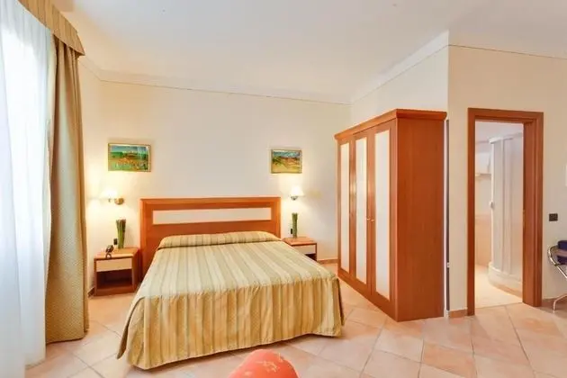 Standard Dört Kişilik Oda (Camera Familiare con letto extra)