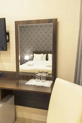 Large Double or Twin Room