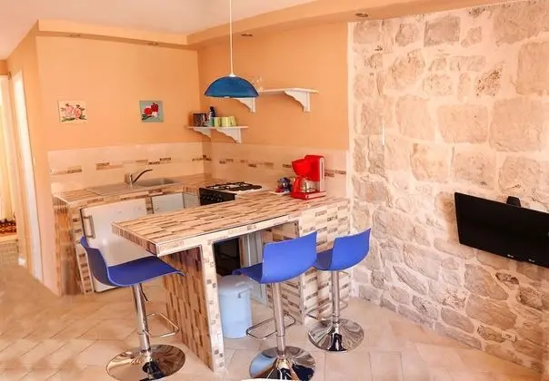 Apartment for 5 people with kitchen