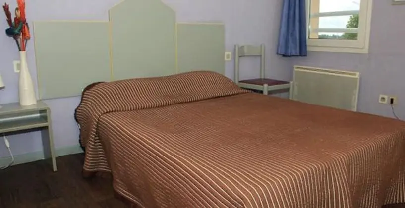 Üç Kişilik Oda