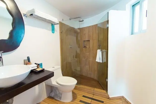 Deluxe Villa Ocean Front Suite