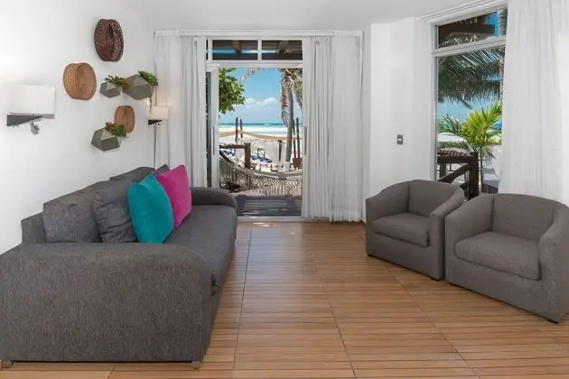 Grand Aqua Villa