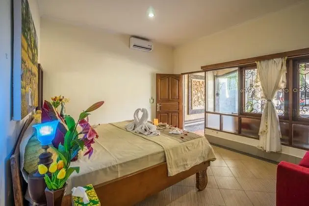 Deluxe Villa