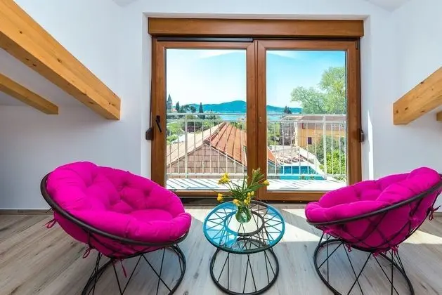Villa (Three-Bedroom Villa with Swimming Poo)
