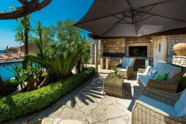 Villa (Three-Bedroom Villa with Swimming Poo)