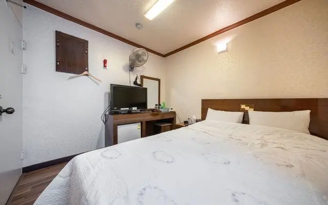 Oda (General room (inquiry of parking comp)