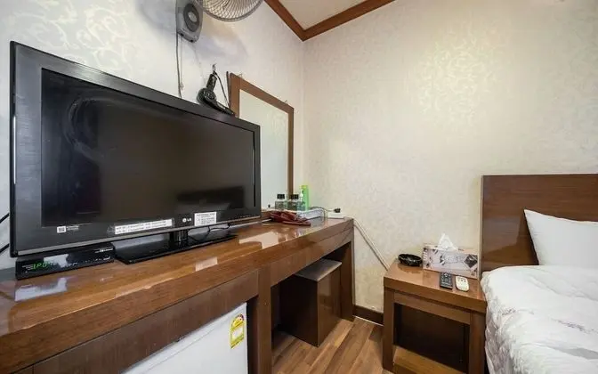 Oda (General room (inquiry of parking comp)