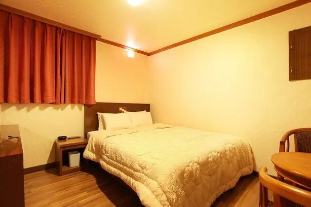 Oda (General room (inquiry of parking comp)