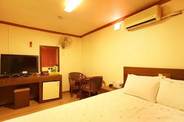 Oda (General room (inquiry of parking comp)