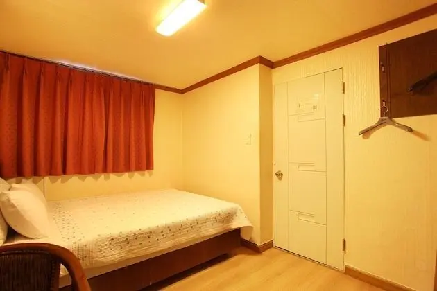 Oda (General room (inquiry of parking comp)