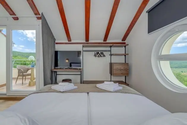 Villa (Four Bedroom Villa)