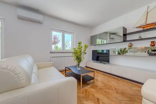 Villa (Four Bedroom Villa)