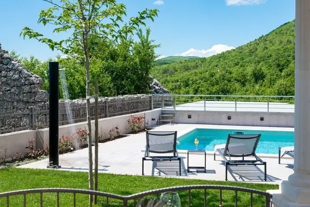 Villa (Four Bedroom Villa)