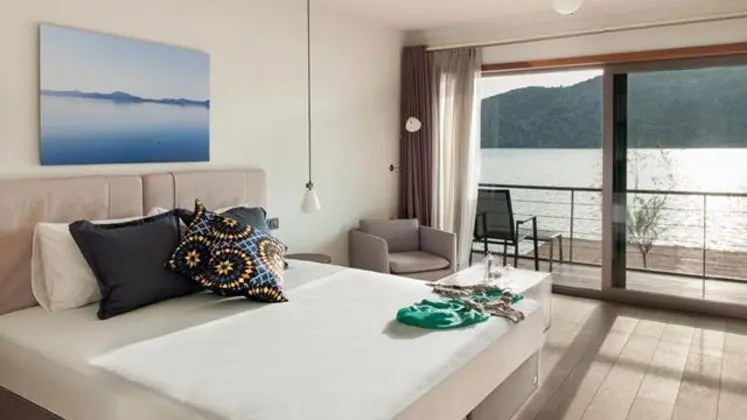 Ultralux Mia 1, Deniz Manzaralı, Jakuzili ve Teraslı