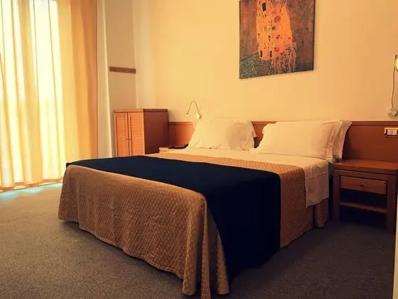 Superior Tek Büyük veya İki Ayrı Yataklı Oda, Kısmi Deniz Manzarası