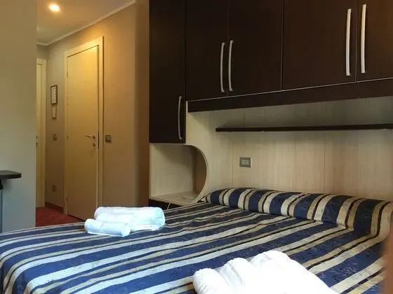 Tek Büyük veya İki Ayrı Yataklı Oda