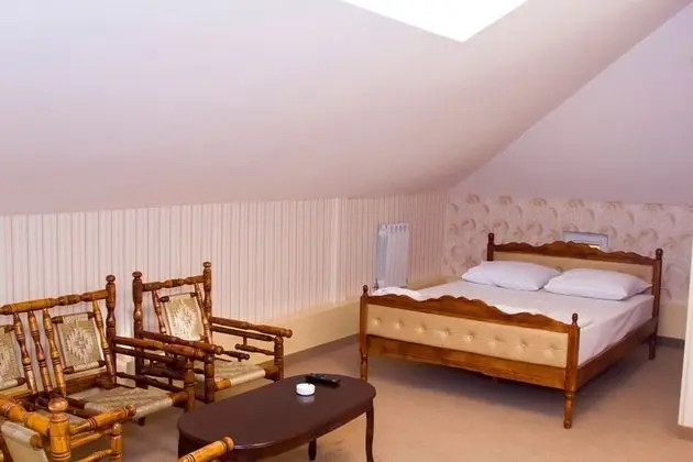 Basic Tek Büyük Yataklı Oda