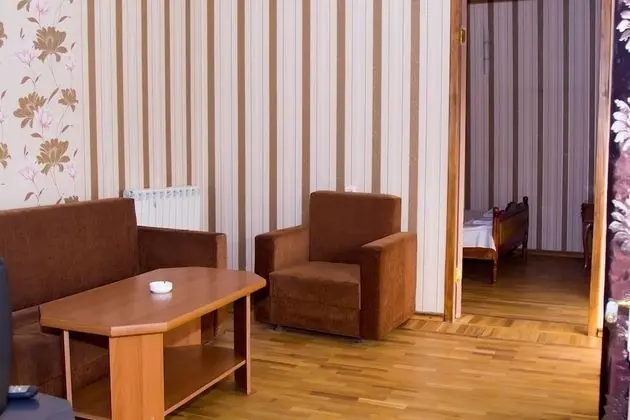 Basic Tek Büyük Yataklı Oda