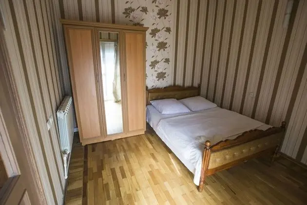 Basic Tek Büyük Yataklı Oda