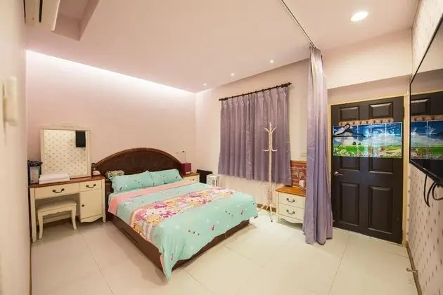 Tek Büyük Yataklı Oda, Ortak Banyo