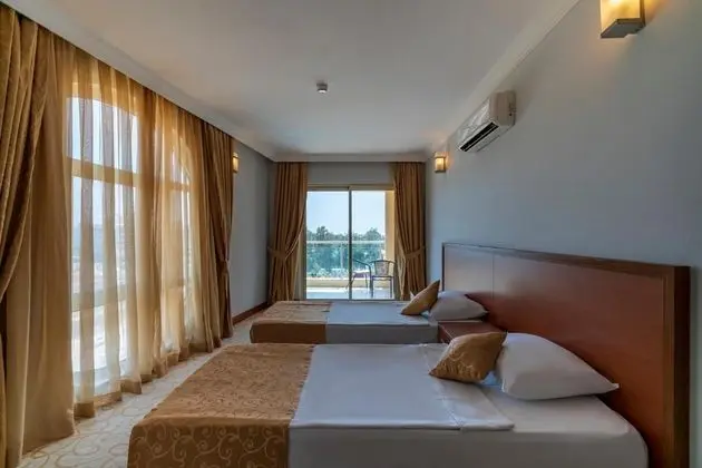 Standart Oda, Bahçe Manzaralı, Balkonlu