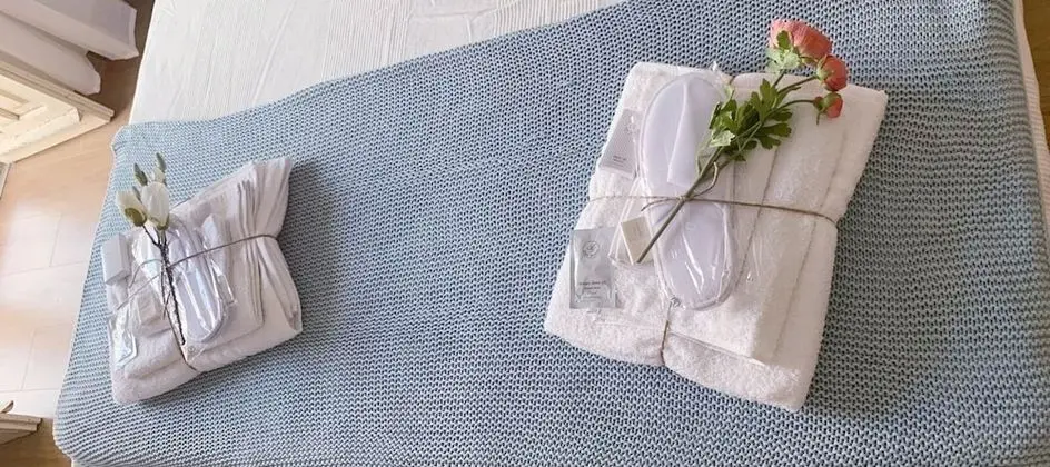 Üç Kişilik Oda, Balkon