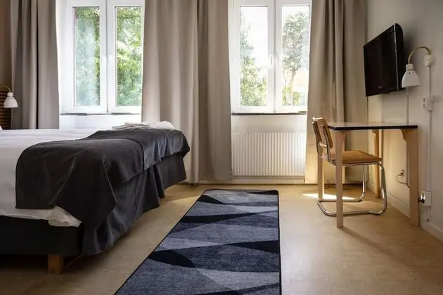 Basic Tek Büyük veya İki Ayrı Yataklı Oda