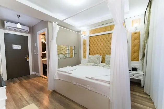 2+1 Standard Aile Odası