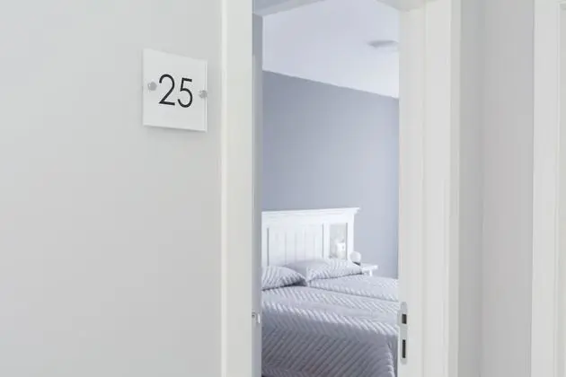 Tek Büyük veya İki Ayrı Yataklı Oda