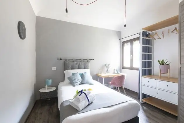 Tek Kişilik Oda, 1 Tek Kişilik Yatak, Sigara İçilmez