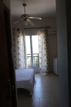 Tek Büyük Yataklı Oda