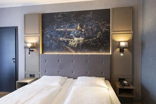 Comfort Tek Büyük Yataklı Oda