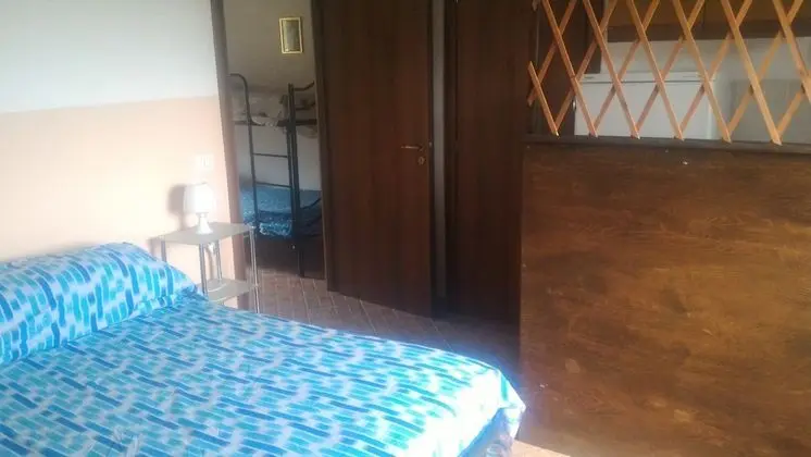 Oda, 2 Yatak Odası, Sigara İçilebilir, Buzdolabı