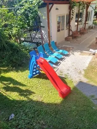 Oda, 2 Yatak Odası, Sigara İçilebilir, Buzdolabı